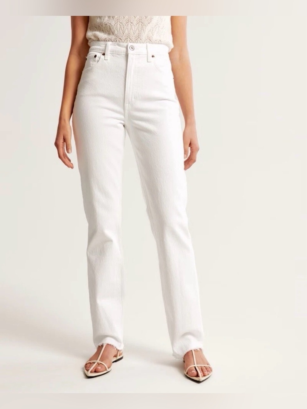 Abercrombie NWOT 90s Straight Ultra High Rise Curve Love White Jeans Size 24